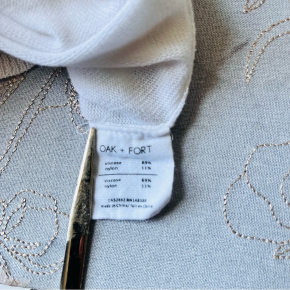 Oak + Fort Semi-sheer white oversized top super soft Sz small - Picture 5 of 5